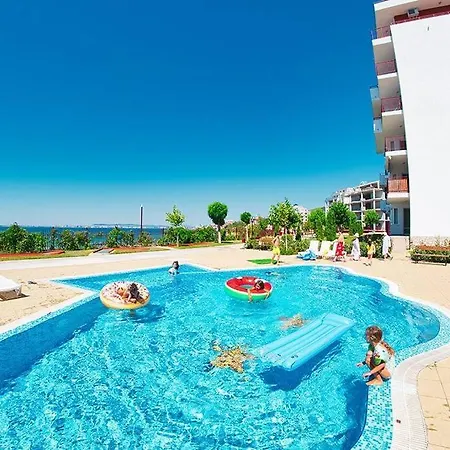 With View Апартамент *