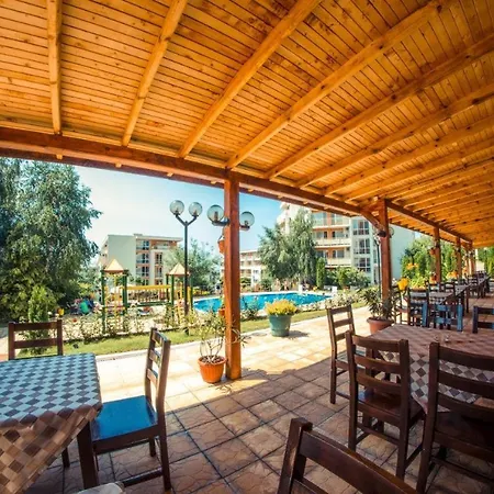 Апартамент With View Свети Влас