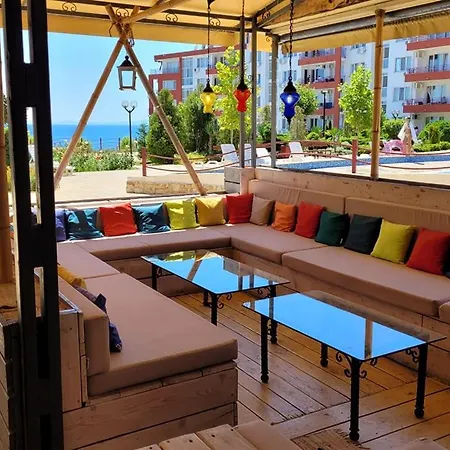 Apartment With View *